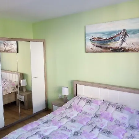 شقة Tvarditza *