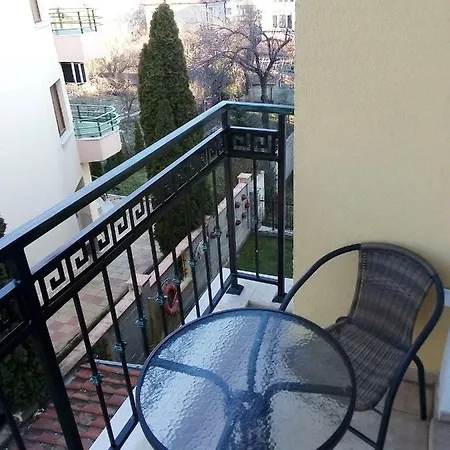 Tvarditza * Μπουργκάς